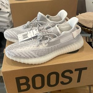 Yeezy Boost 350 V2 Static